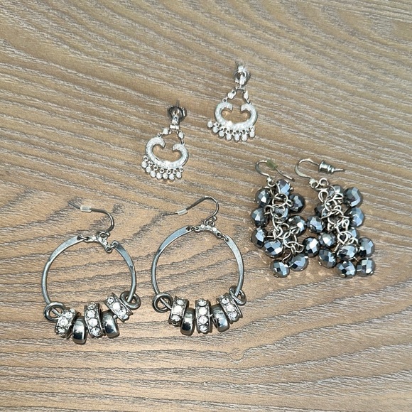 Jewelry - 3 Pairs of Earrings
